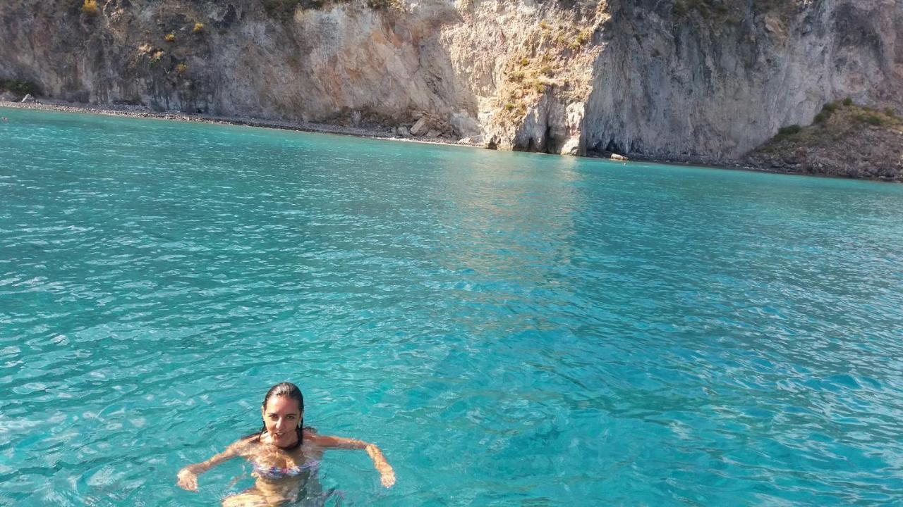 B&B T'Amo Lipari  Exteriör bild